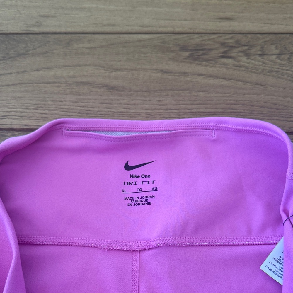 Nike Women's Pink Dri-Fit Biker Shorts - Picture 4 of 4